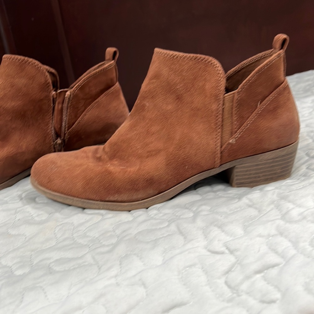 Ankle boots
